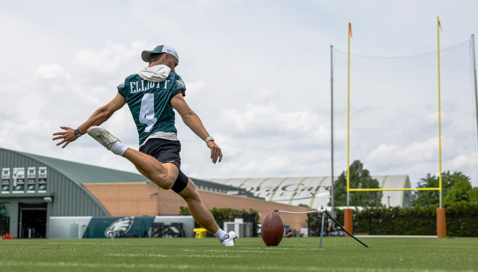 Kicker Jake Elliott of the Eagles Clearly Has a Post-NFL Career in Pickleball